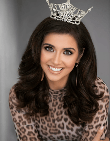 Miss NC Sophia Kellstrom